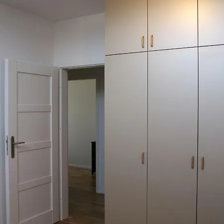 Zielone Tarasy 耶莱尼亚古拉