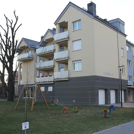 Zielone Tarasy * 耶莱尼亚古拉